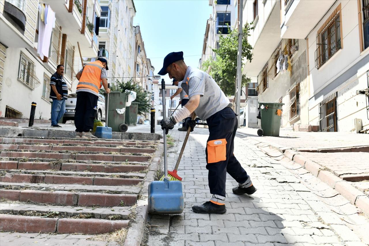 Vatandaşlar Talep Ediyor, Esenyurt Belediyesi Çözüyor