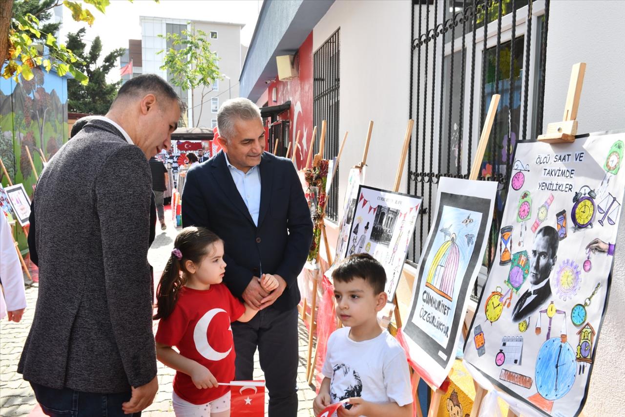 Esenyurtlu Miniklerden 100. Yıl Sergisi