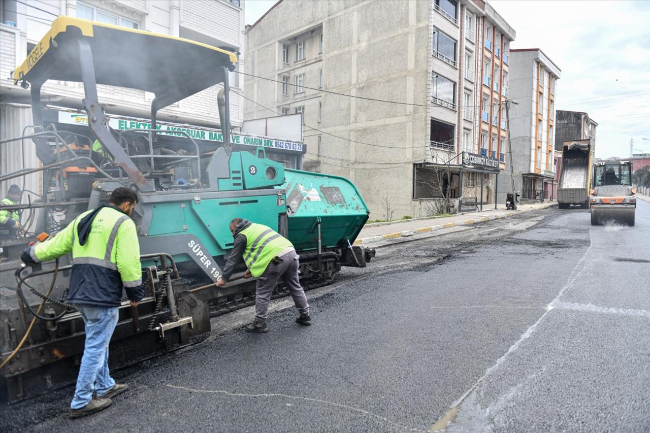 Esenyurt’ta Cadde Ve Sokaklar Yenileniyor