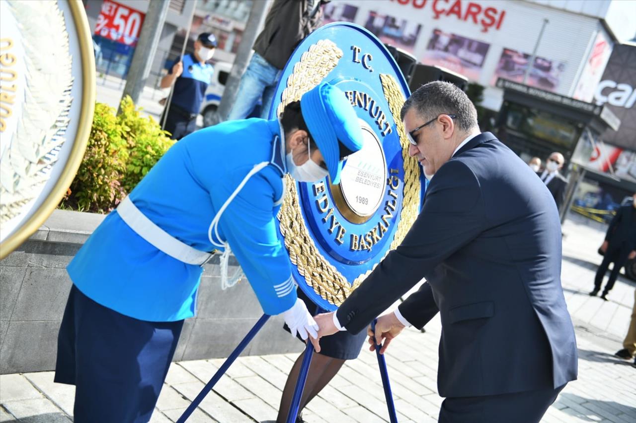 Başkan Bozkurt 19 Mayıs Kutlamalarına Katıldı