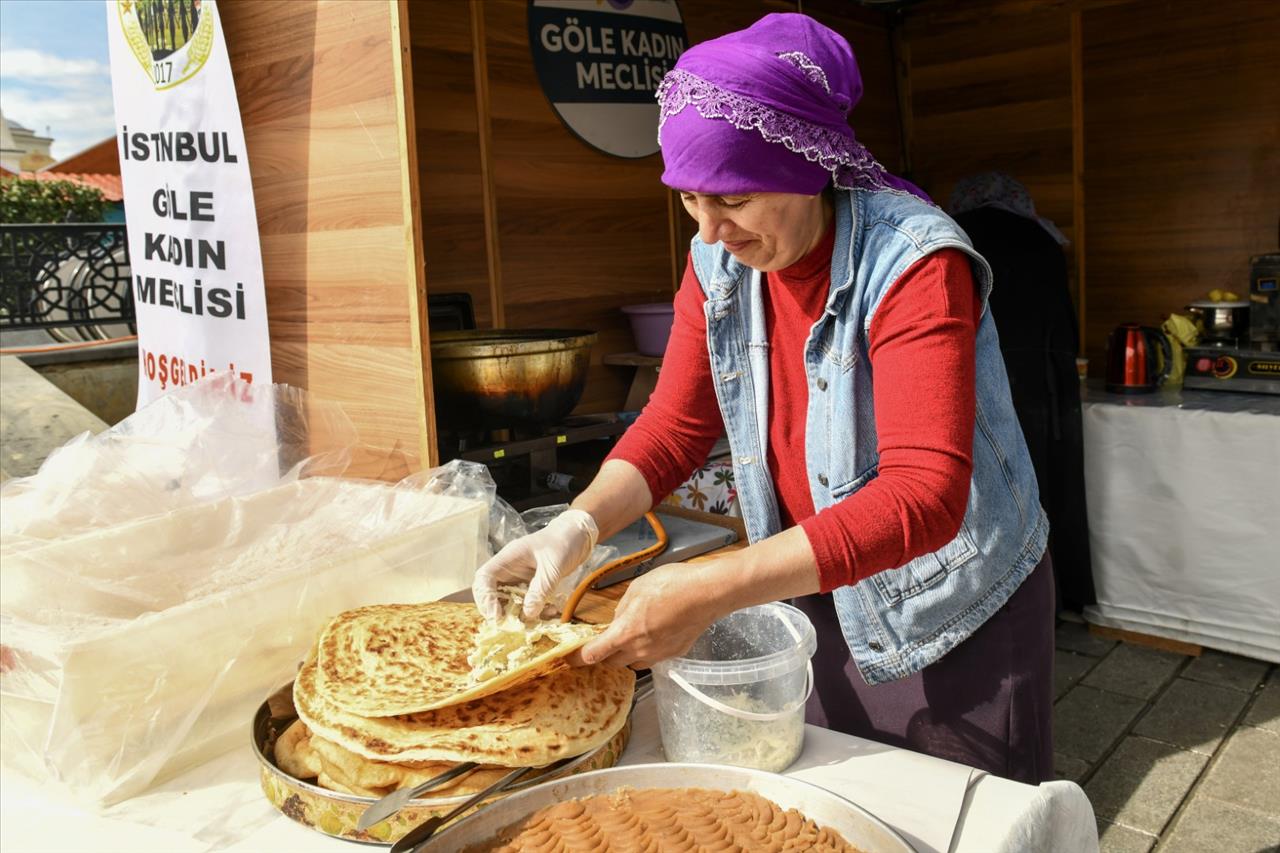 Tencereler Eğitim İçin Kaynıyor