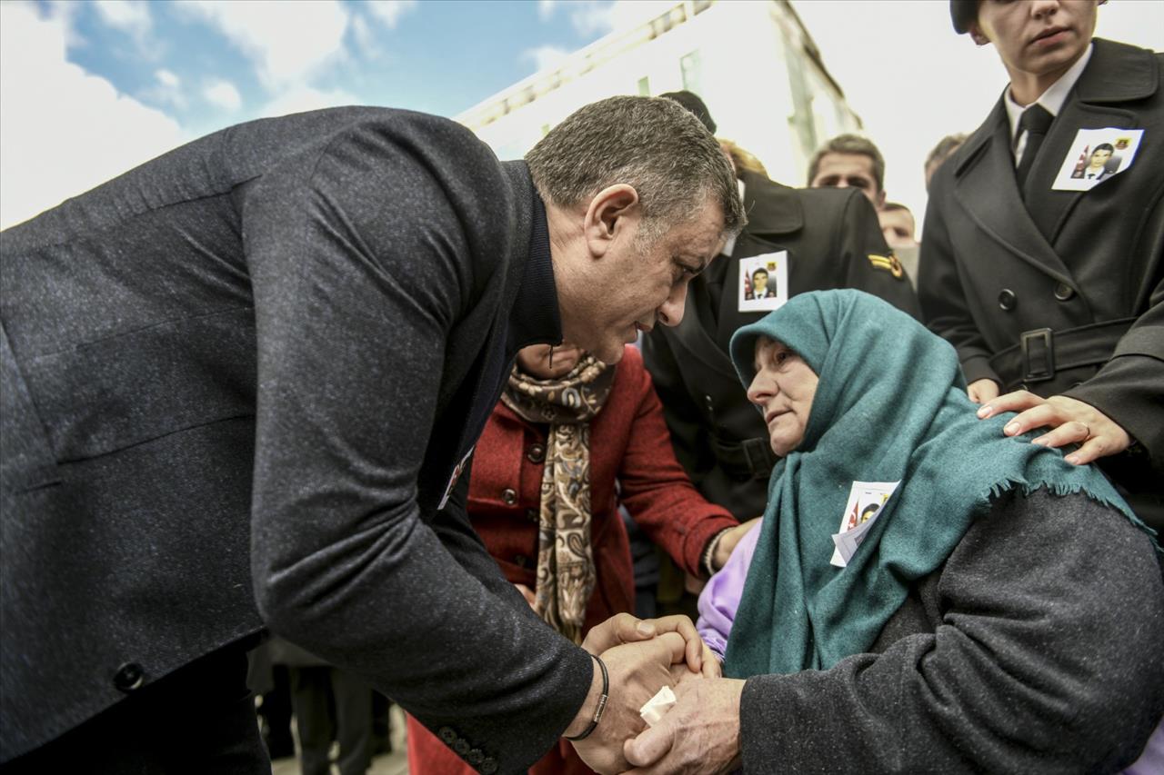 Esenyurt Deprem Şehidini Uğurladı