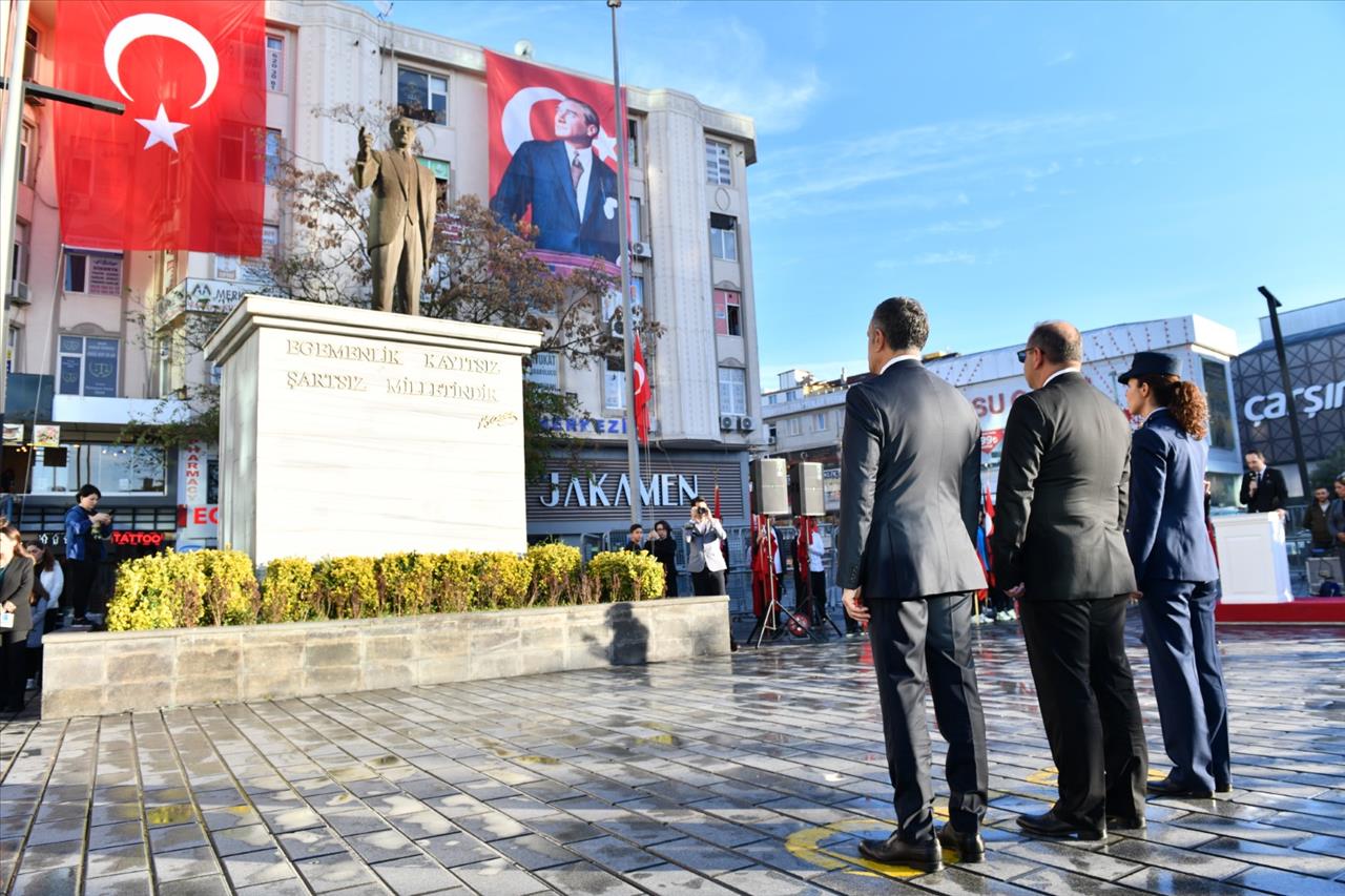 Esenyurt Ata’sını Saygı Ve Minnetle Andı