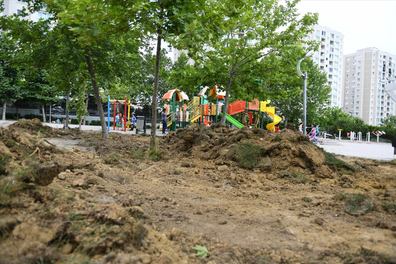 Esenyurt Belediyesi, İncirtepe Parkı’nı Yeniliyor