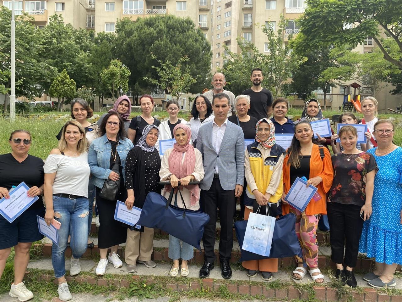 Esenyurtlular İlk Yardım Eğitimleriyle Bilinçleniyor