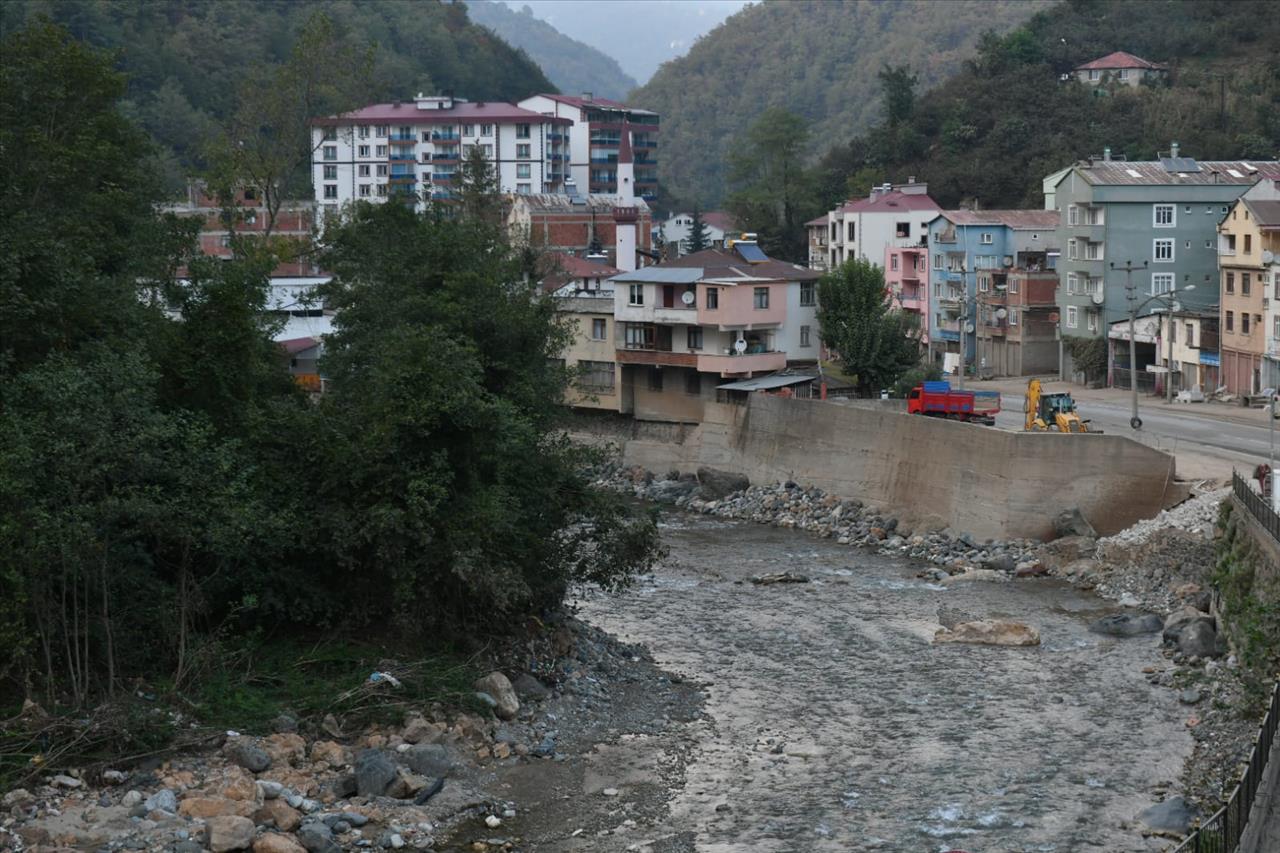 Esenyurt’tan Giresun’a Yardım Eli