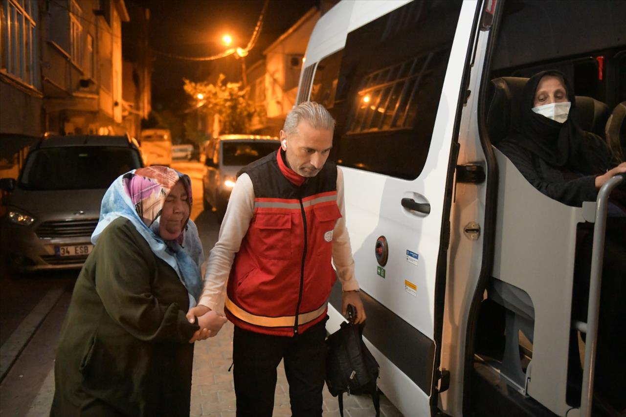 Esenyurt Belediyesi Sağlık Hizmetleri ile Vatandaşların Yanında...