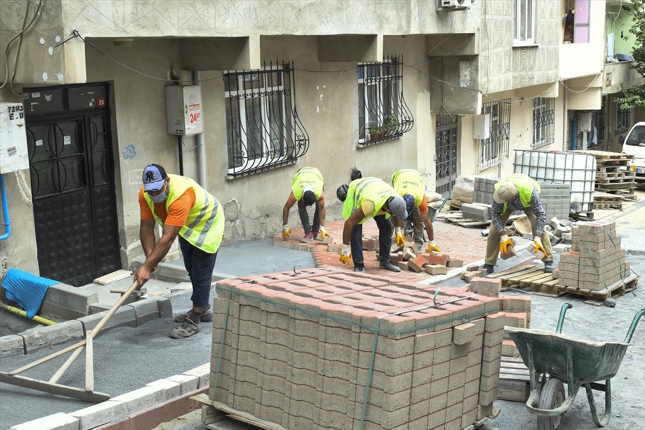 Esenyurt Belediyesi Yollarda