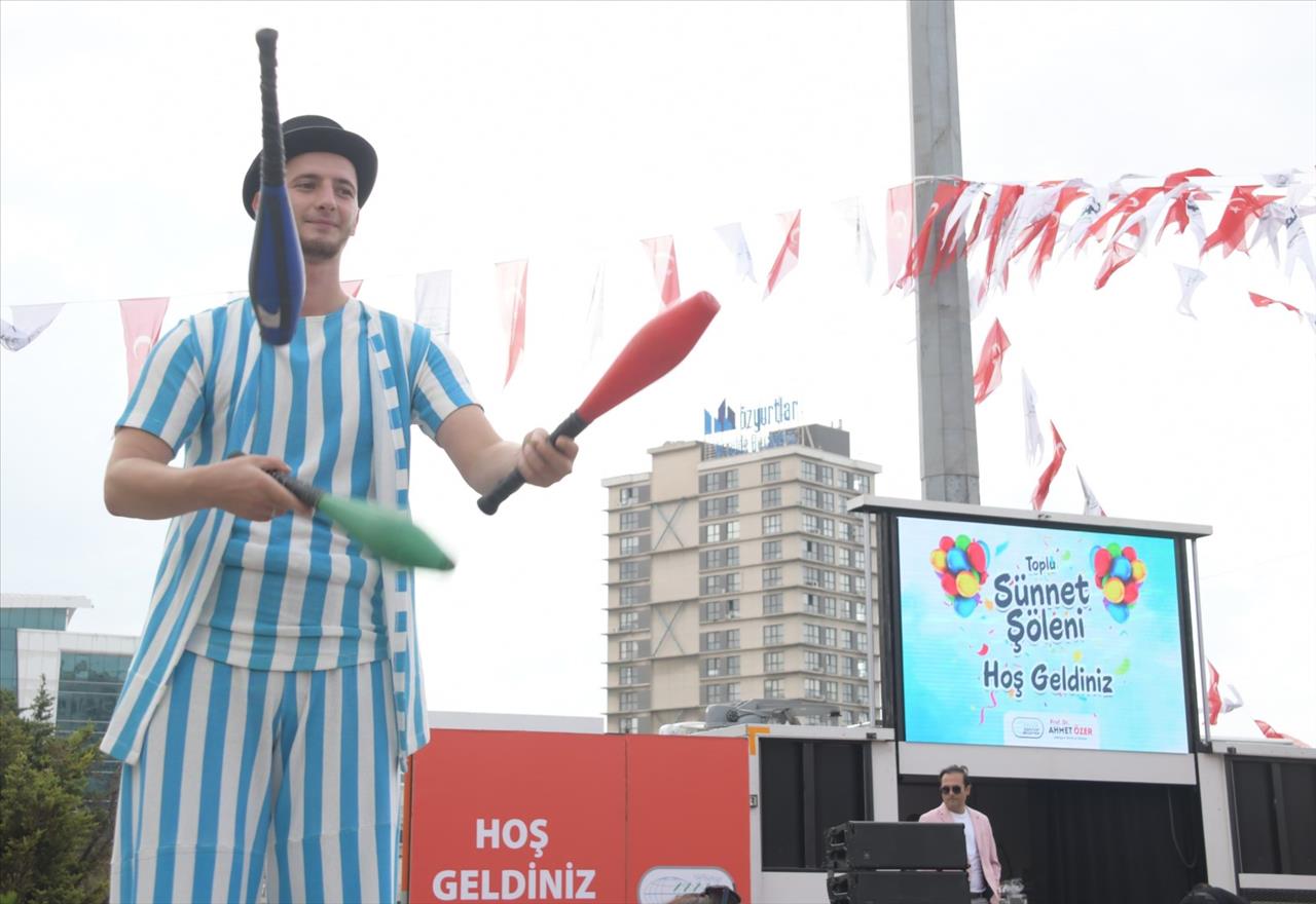 Esenyurtlu Çocuklar Sünnet Şöleninde Doyasıya Eğlendi