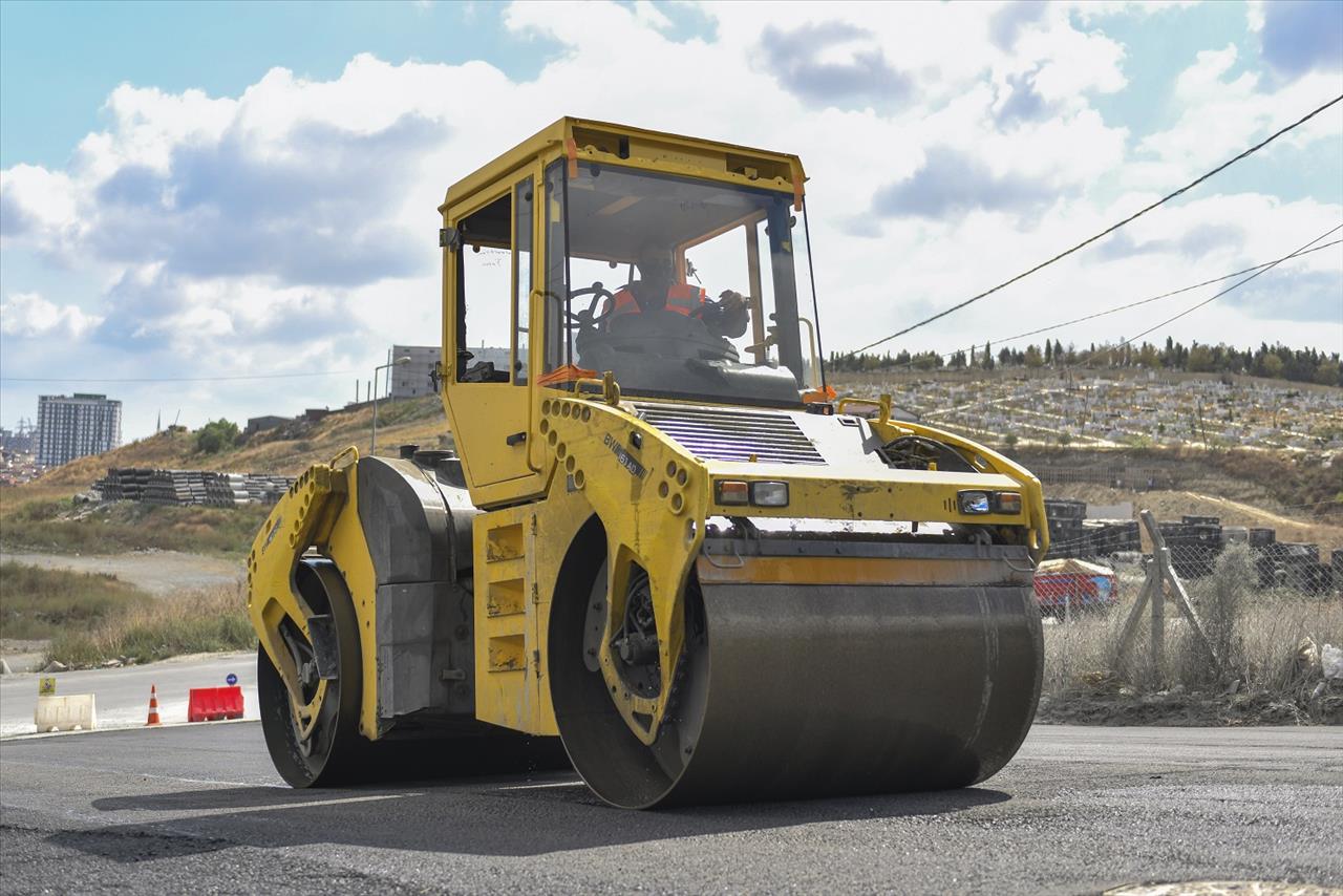 Yıllardır Yapılmayan Yollar Asfaltlanıyor