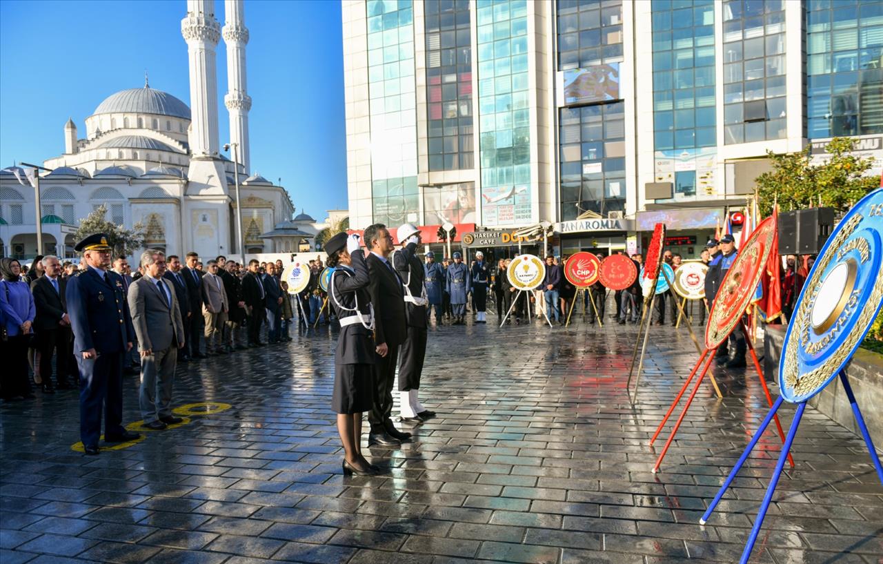 Ulu Önder Atatürk Esenyurt’ta Anıldı