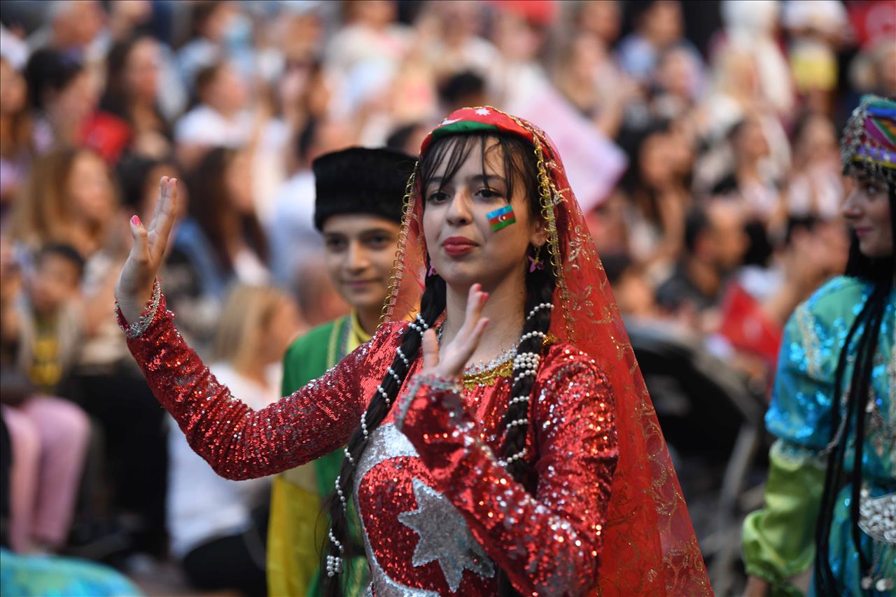 Barış Ve Kardeşlik Festivalinde Görkemli Final