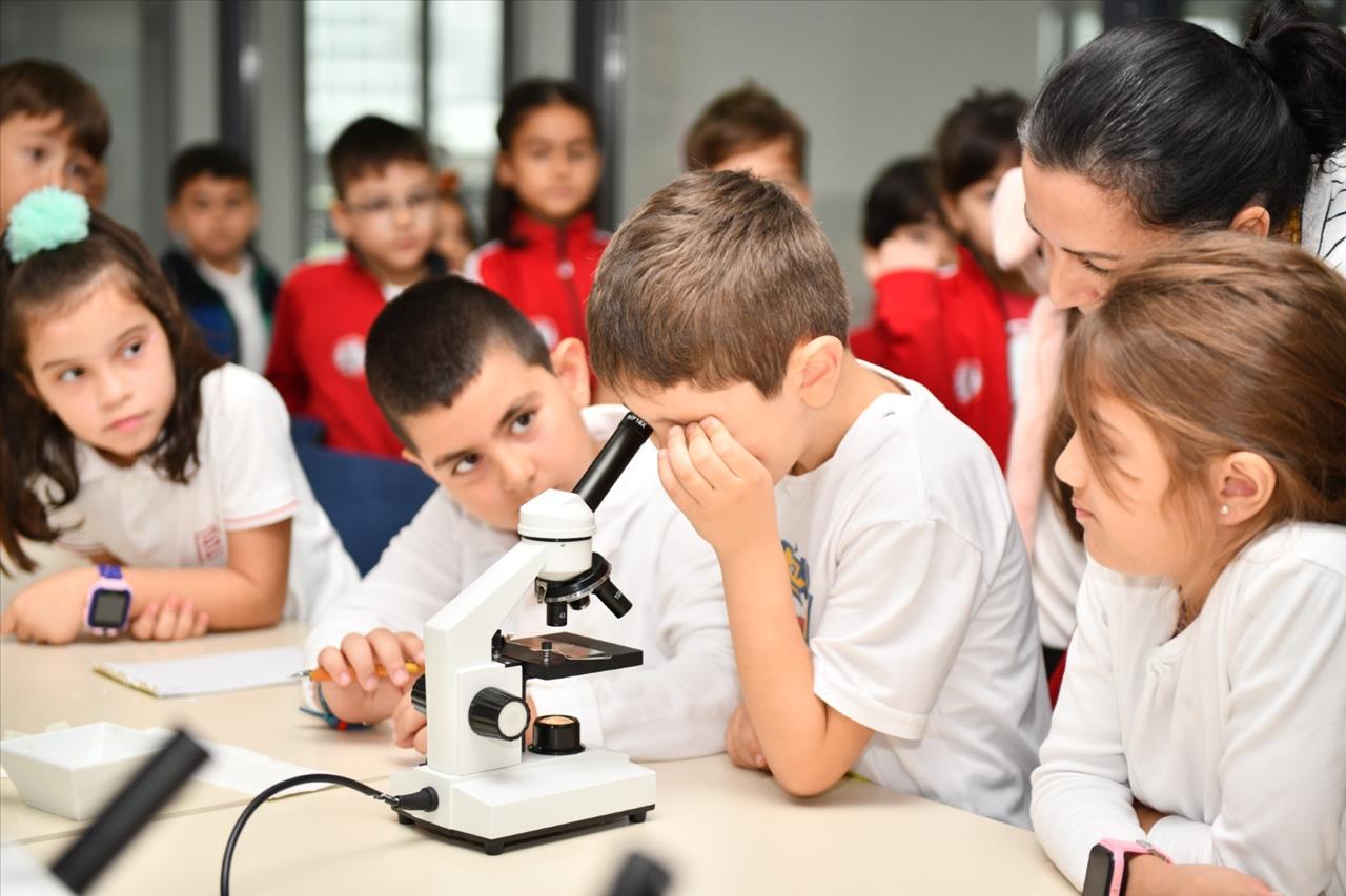 Öğrenciler Bilim Ve Sanat Atölyeleri İle Tanıştı