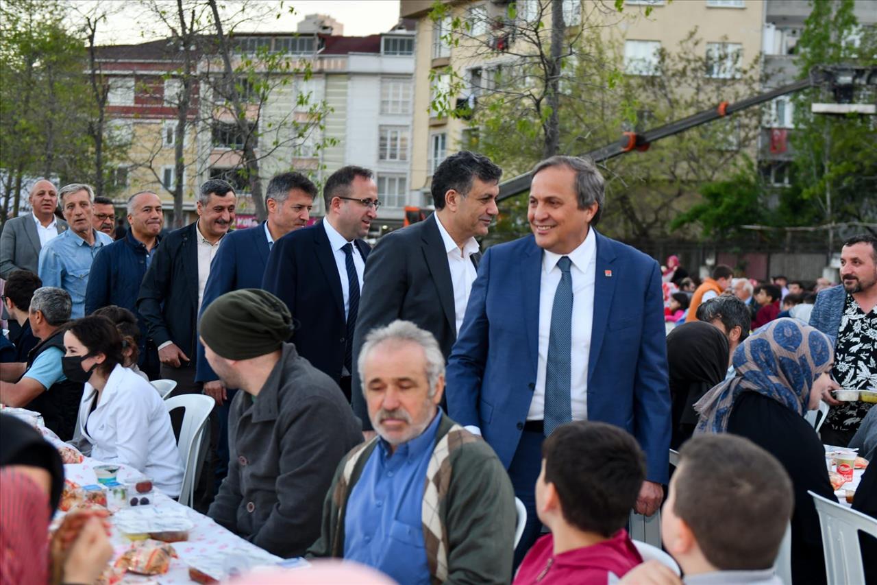 Başkan Bozkurt Ordulu Vatandaşlarla İftarda Buluştu