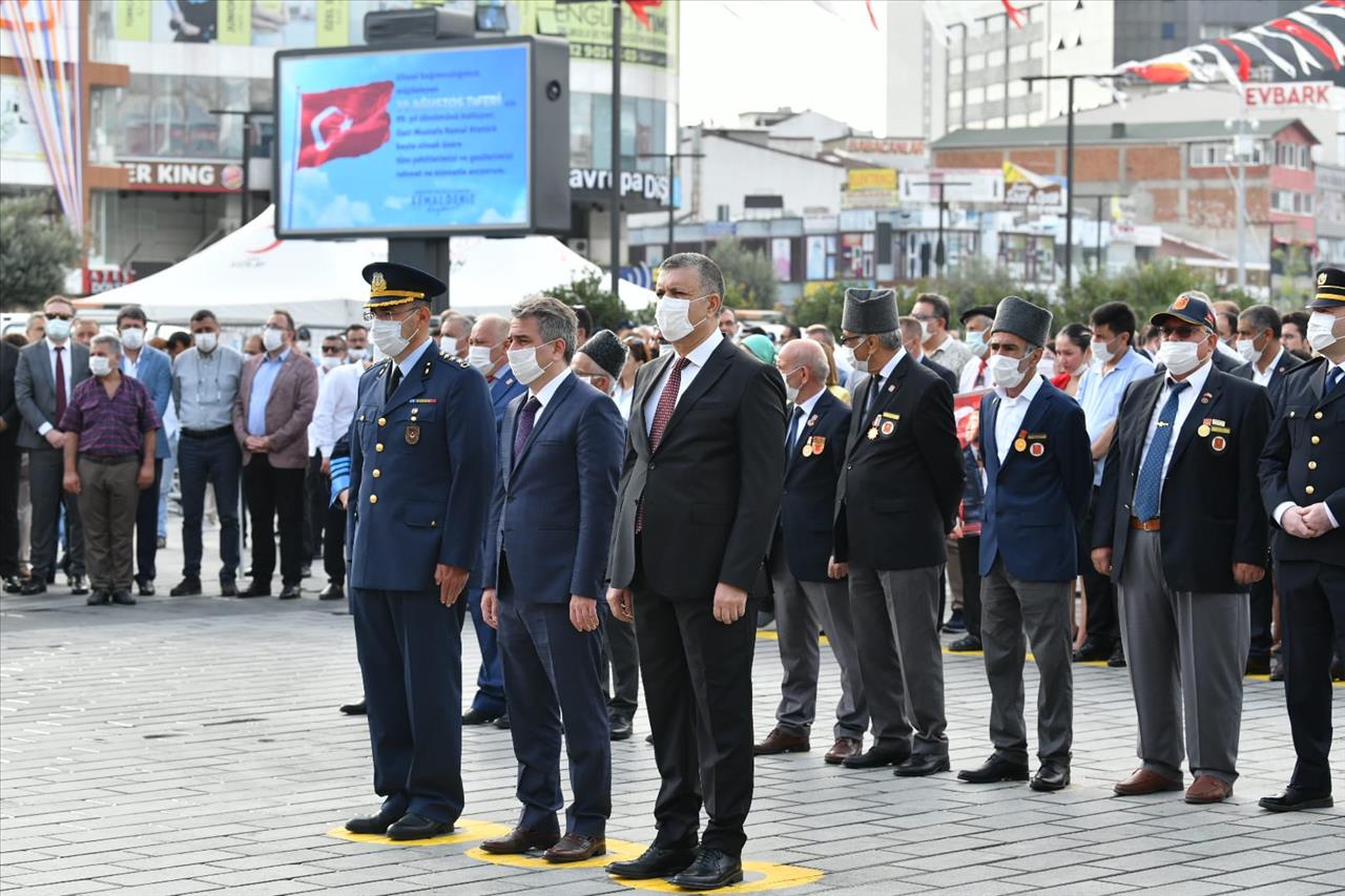 Özgürlük Destanı 30 Ağustos, Esenyurt’ta Coşkulu Törenle Kutlandı