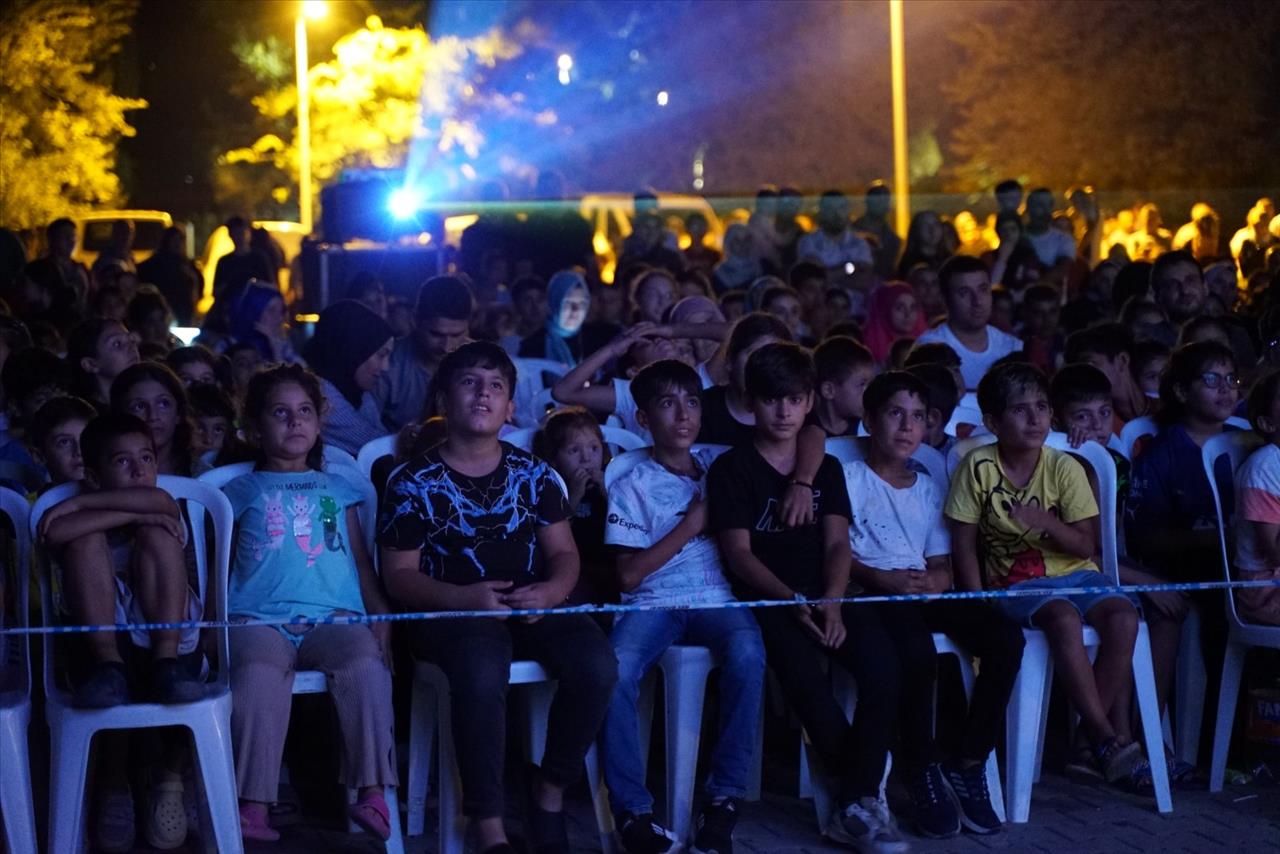 Esenyurt’ta Yeşilçam Rüzgarı Esiyor