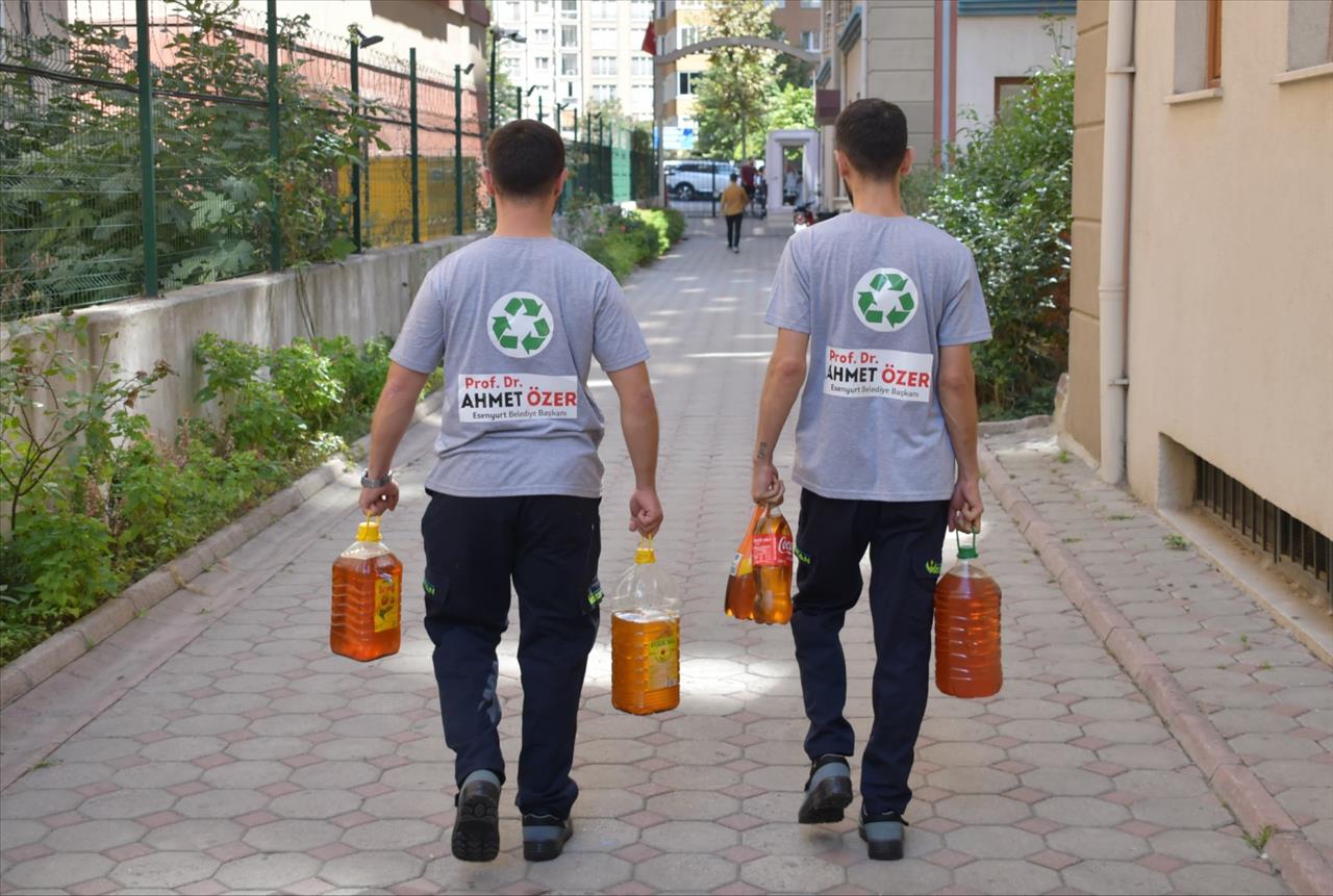 Beş Litre Atık Yağ Bir Litre Deterjana Dönüşüyor