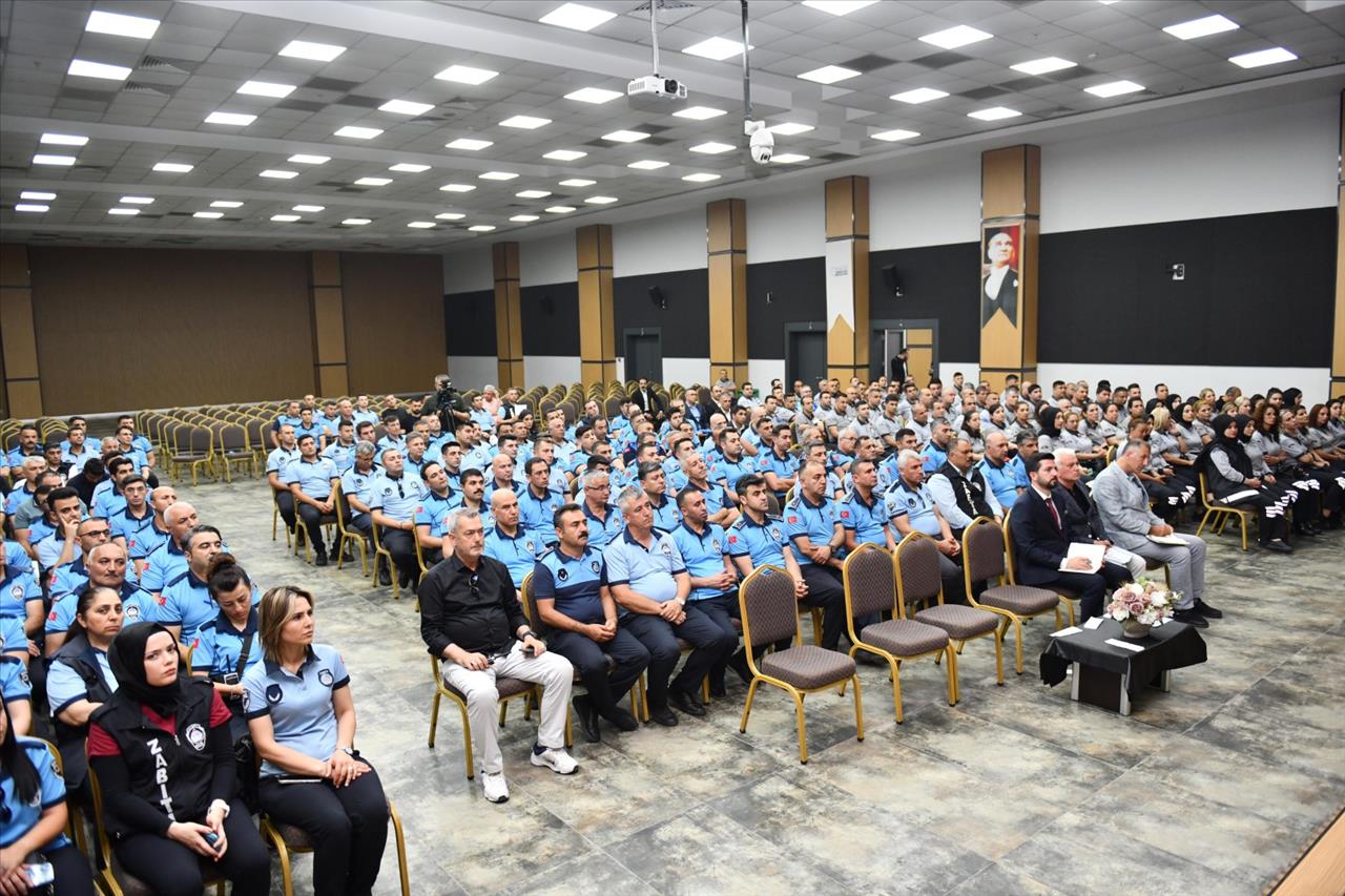 Başkan Özer Zabıta Ekipleri ve Güvenlik Görevlileri İle Bir Araya Geldi