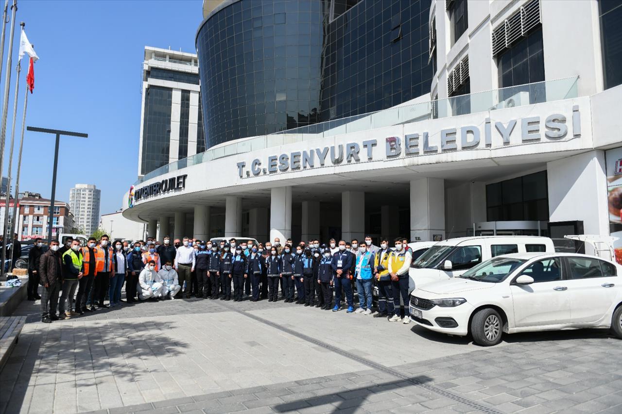 Esenyurt Belediyesi Pandemi Destek Ekibi, 43 Mahallenin Tamamına Hizmet Veriyor