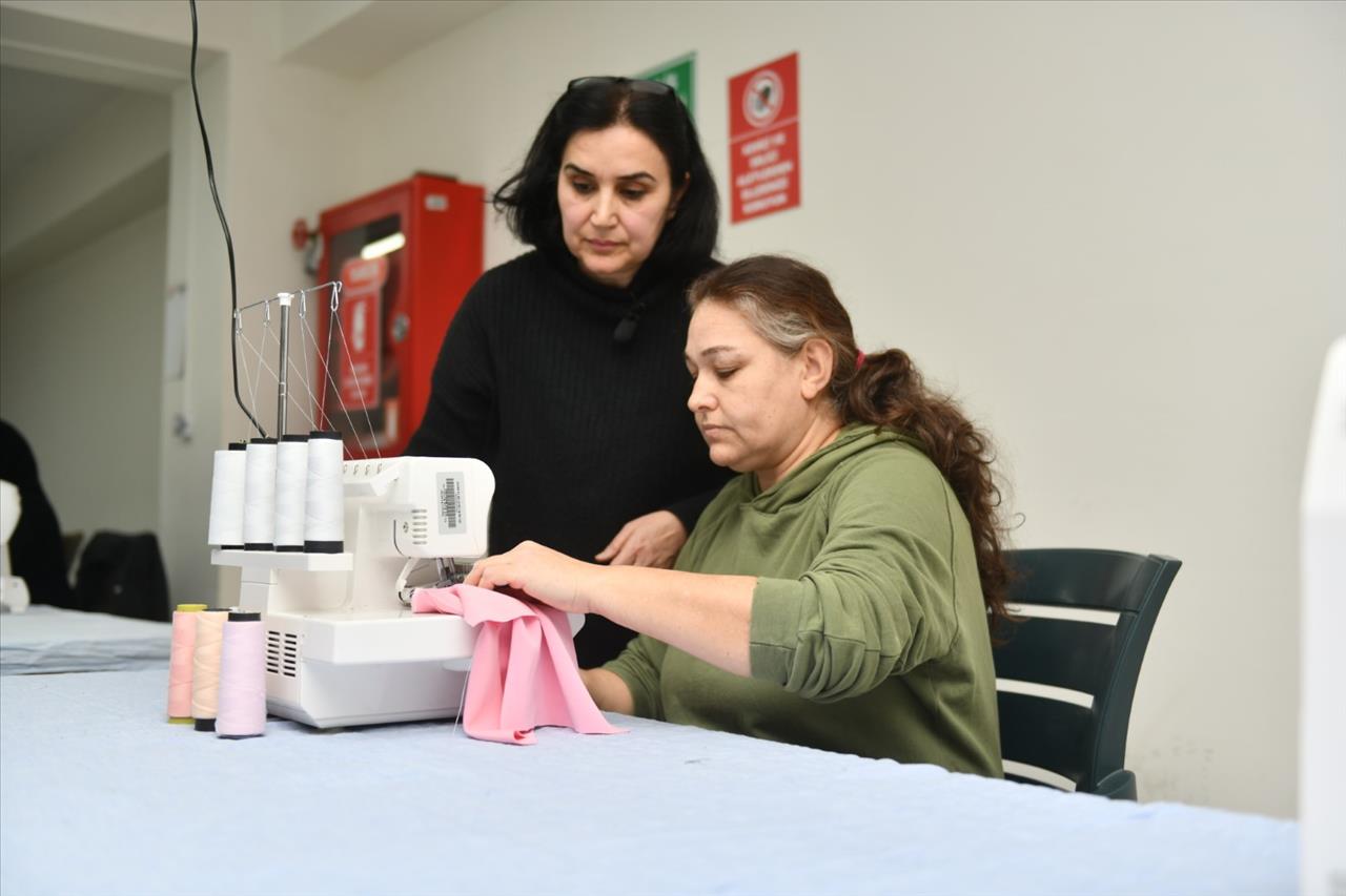 Esenyurtlu Kadınlar Dayanışmayı Sürdürüyor