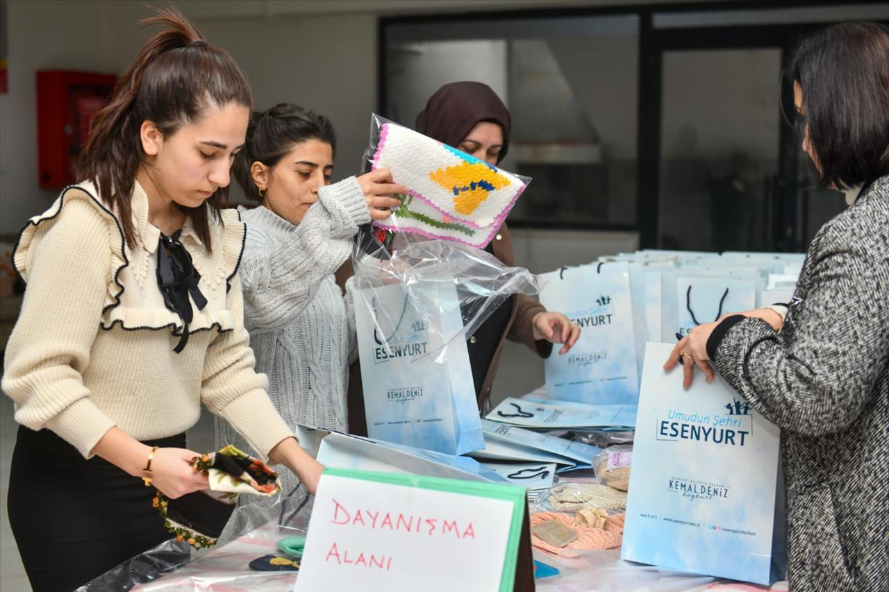 Esenyurtlu Kadınlar Dayanışmayı Sürdürüyor