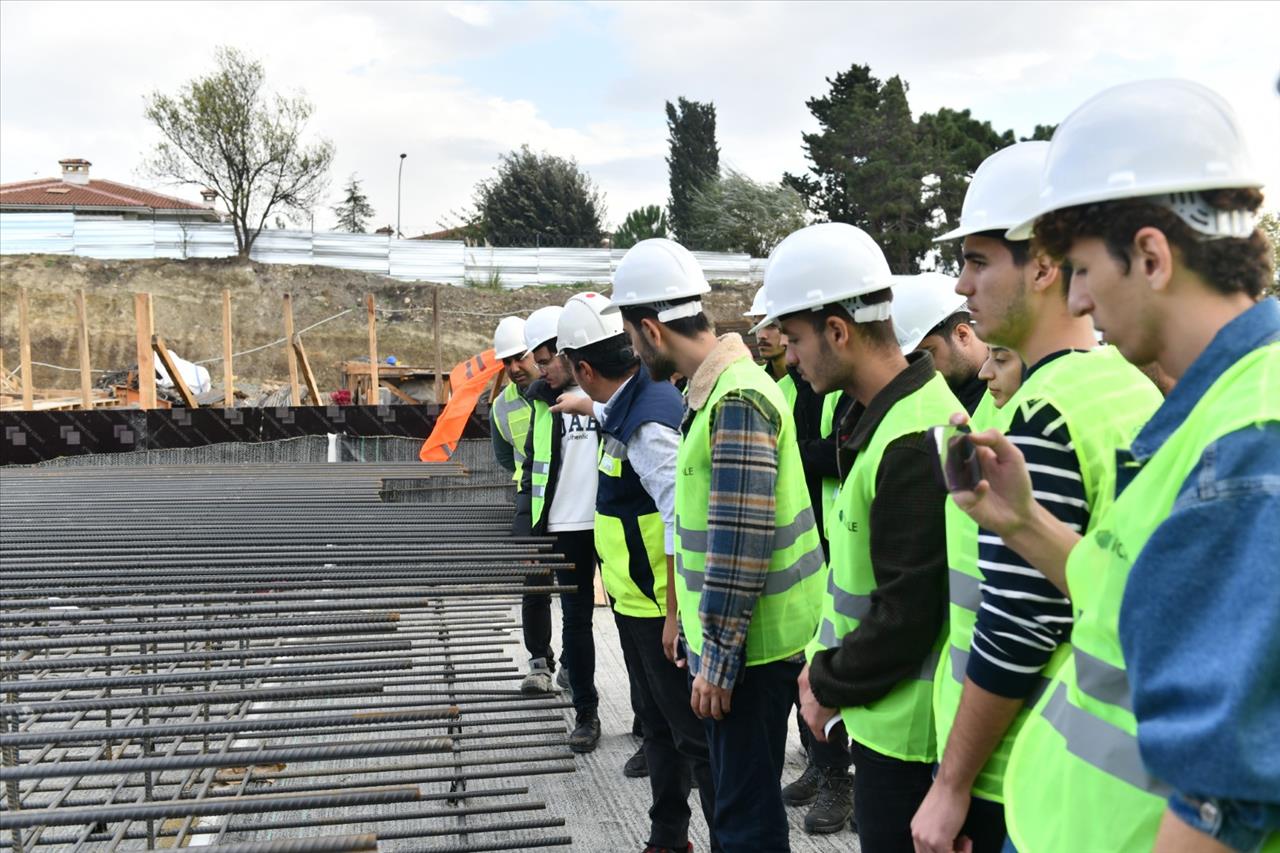 Kampüs Lise Projesi’ne Yoğun İlgi