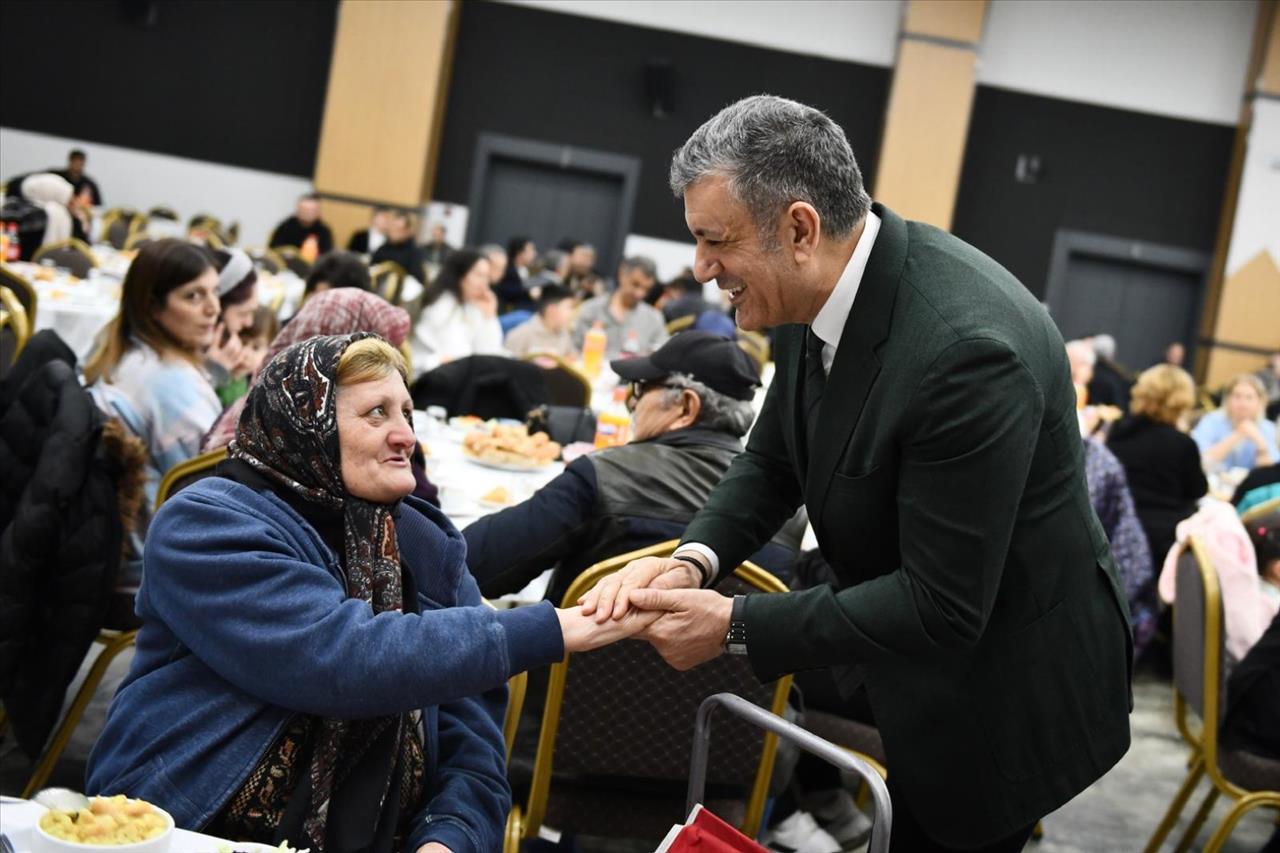 Başkan Bozkurt Dernek Başkanlarıyla İftar Sofrasında Buluştu