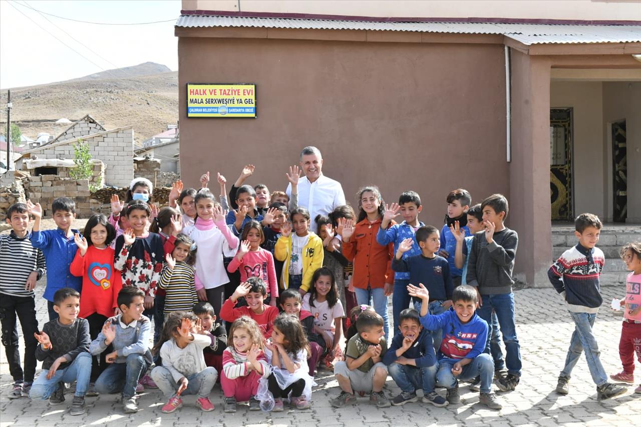 Başkan Bozkurt’tan Van’daki Selzedelere Dayanışma Ziyareti