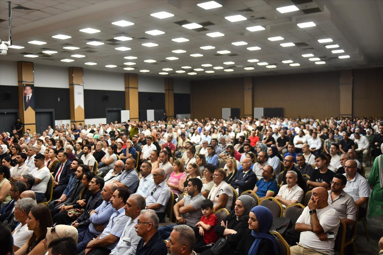 Esenyurt Belediye Başkanı Prof. Dr. Ahmet Özer: Afetleri Felakete Çevirmemek İçin Çalışacağız