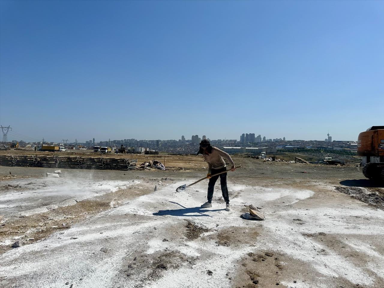 Esenyurt’ta Kurban Satış Alanında Temizlik Seferberliği