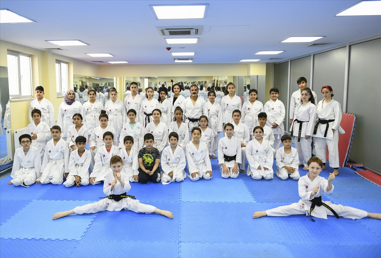 Esenyurtlu Çocuklardan Karate Kursuna Büyük İlgi