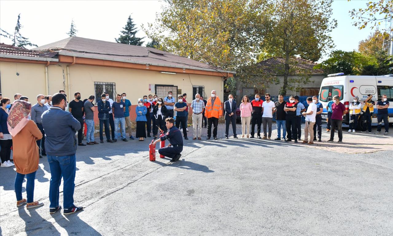 Esenyurt’ta Afetlere Karşı Hazırlıklar Devam Ediyor