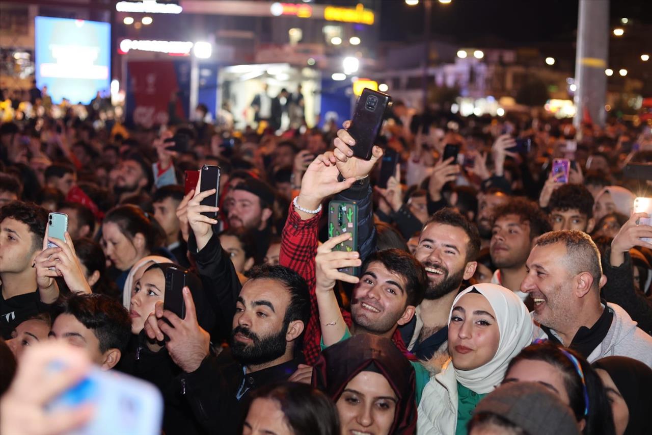 Esenyurt’ta Cumhuriyetin 99. Yılı Coşkuyla Kutlandı