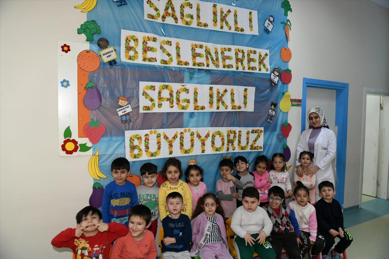 Esenyurt Belediyesi'nden Kreşli Miniklere Sağlıklı Beslenme Eğitimi