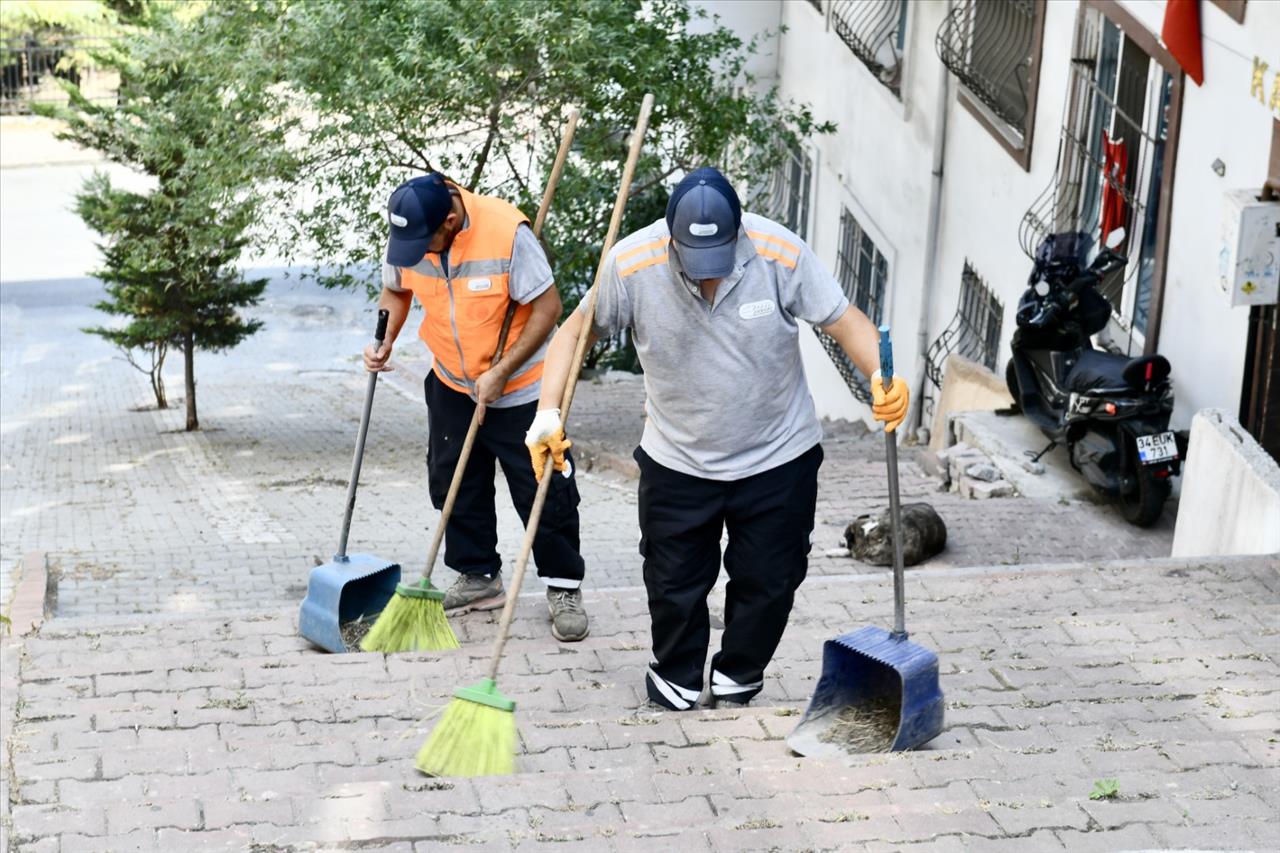 Vatandaşlar Talep Ediyor, Esenyurt Belediyesi Çözüyor