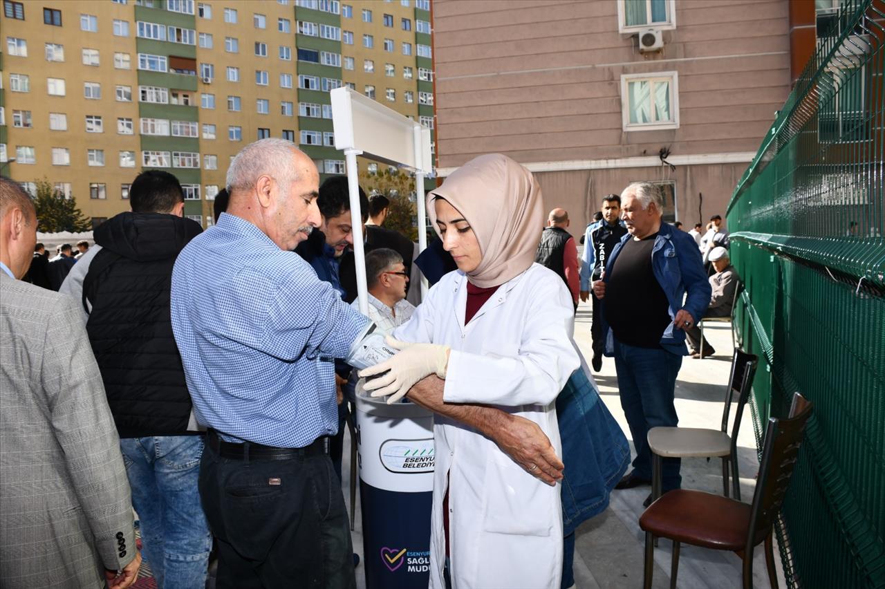 Esenyurt Belediyesi’nden ücretsiz sağlık kontrolü