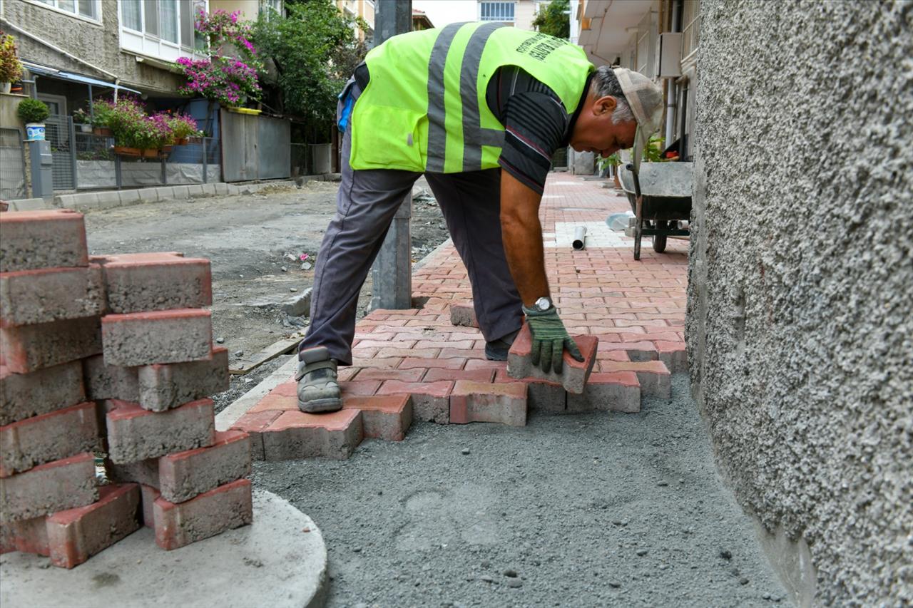 Esenyurt Belediyesi, Yolları Yenilemeye Devam Ediyor