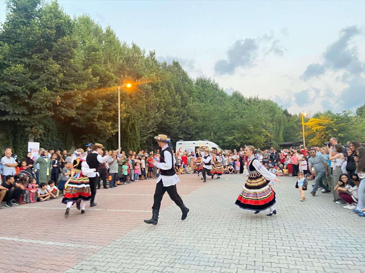 Esenyurt’ta Yeni Türkü Fırtınası Esti