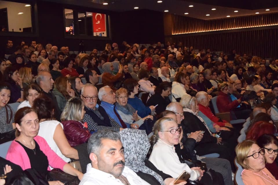 Esenyurt Belediye Tiyatrosu Sarıyer’de Sahneye Çıktı