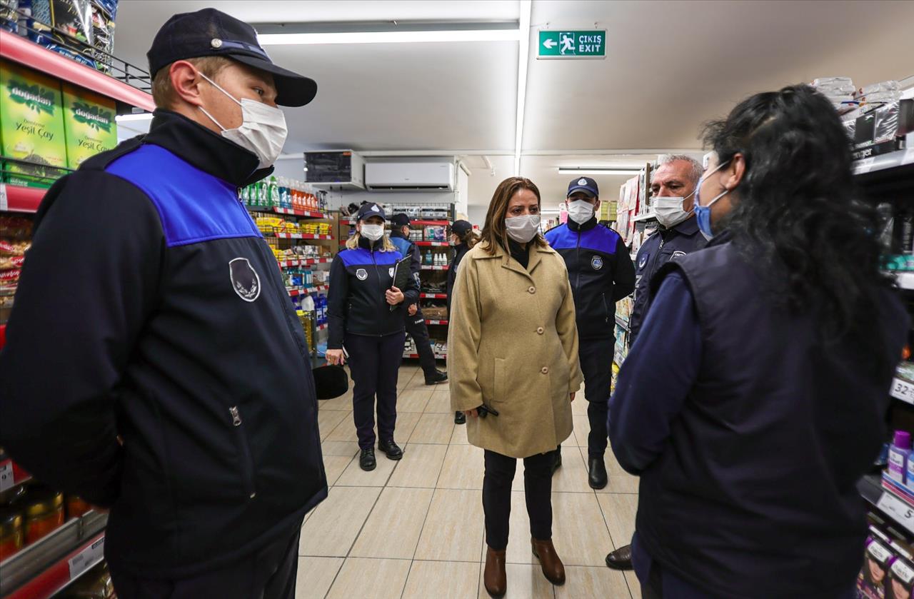 Esenyurt Belediyesi’nden Marketlerde Etiket Denetimi 