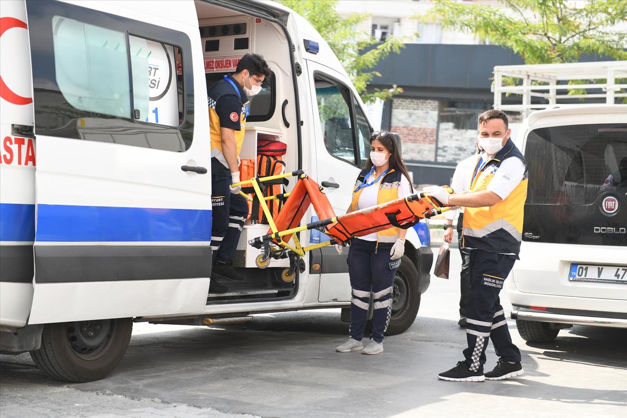 Esenyurt Belediyesi’nden 7/24 Hasta Nakil Ambulansı Hizmeti 