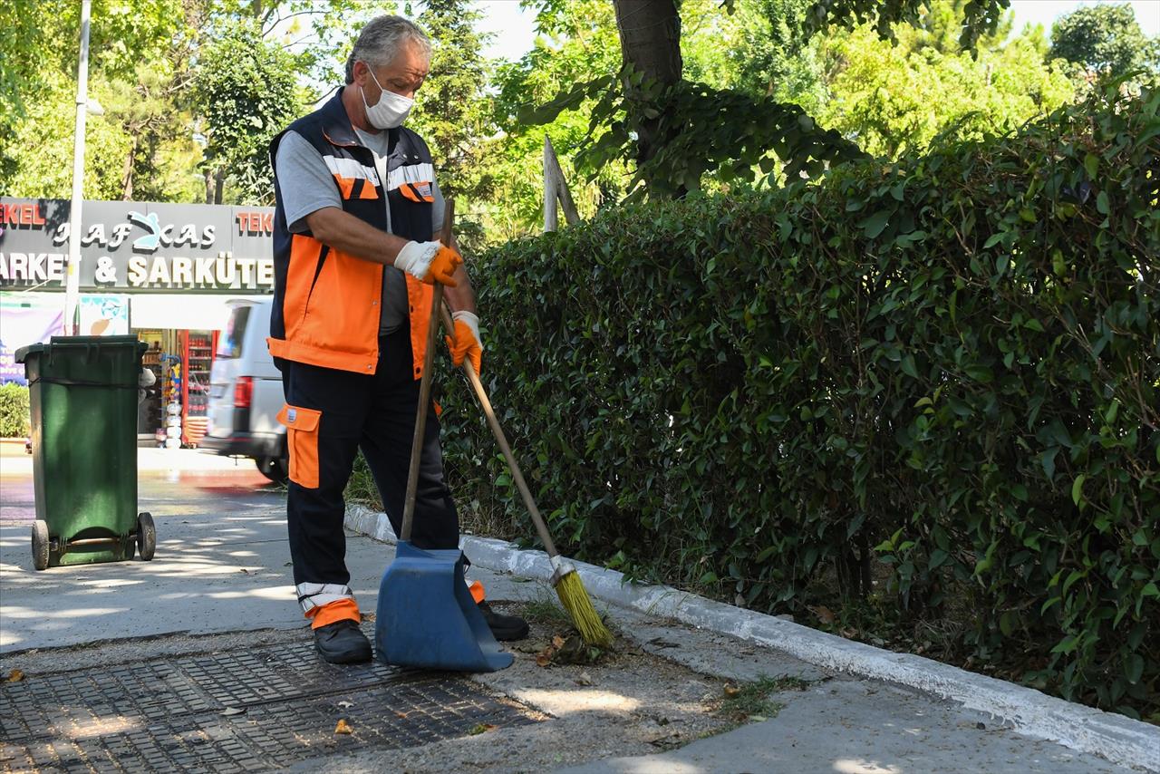 Esenyurt Sokaklarında Bayram Temizliği