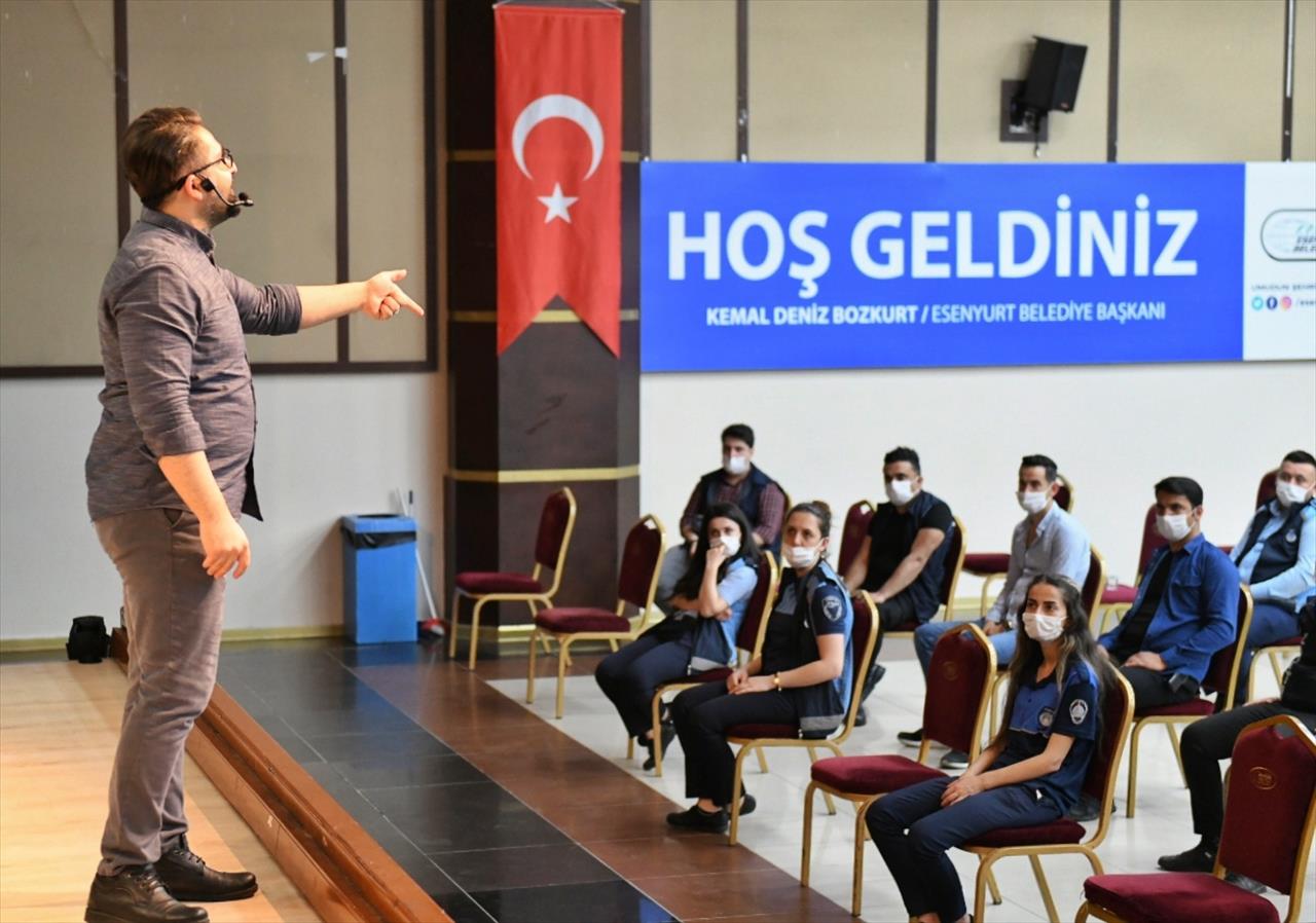 Esenyurt’ta Zabıtalara Stres Eğitimi