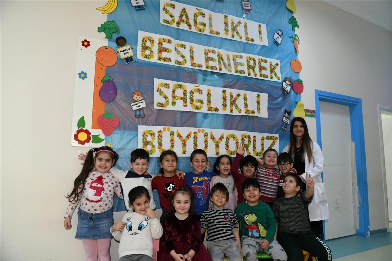 Esenyurt Belediyesi'nden Kreşli Miniklere Sağlıklı Beslenme Eğitimi