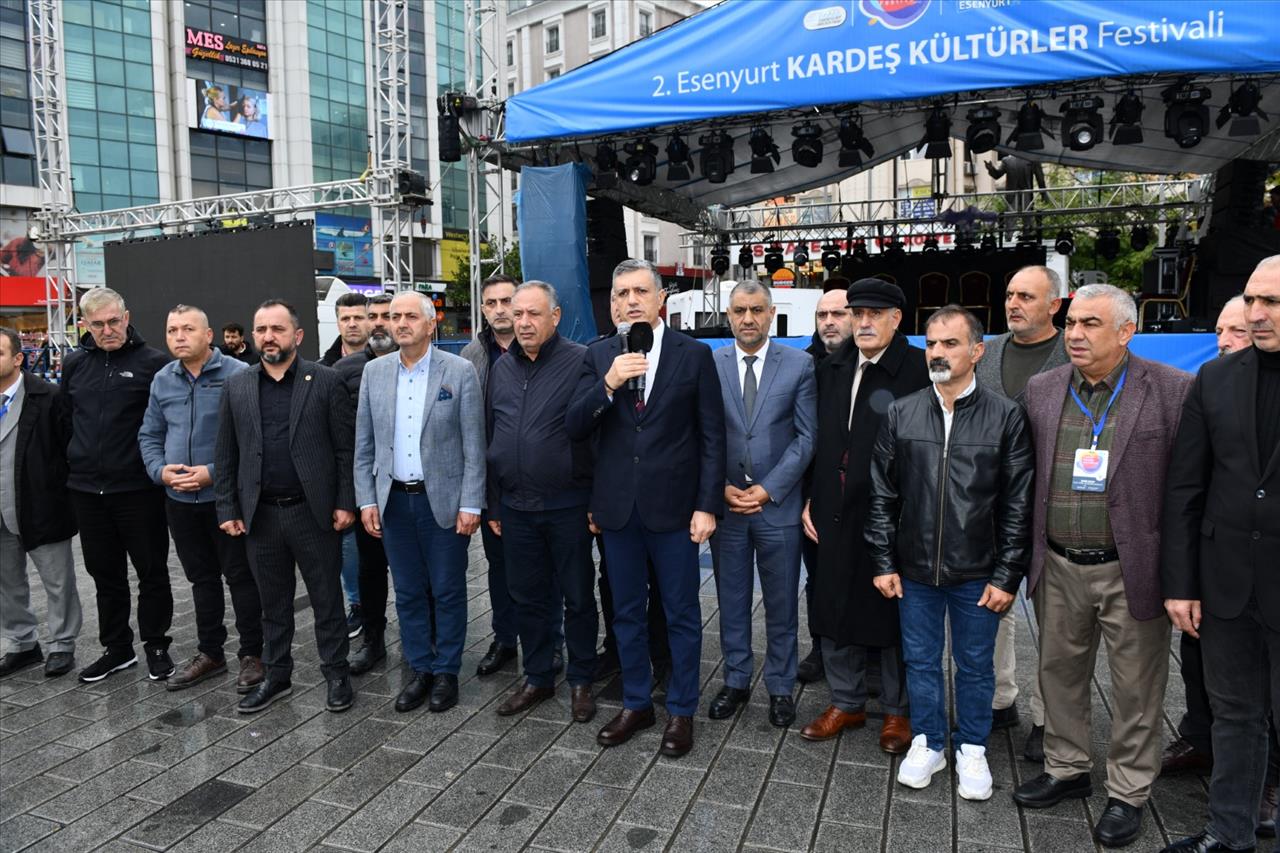 Filistin’e Yapılan Saldırı Sonrası Esenyurt’ta Konserler İptal Edildi