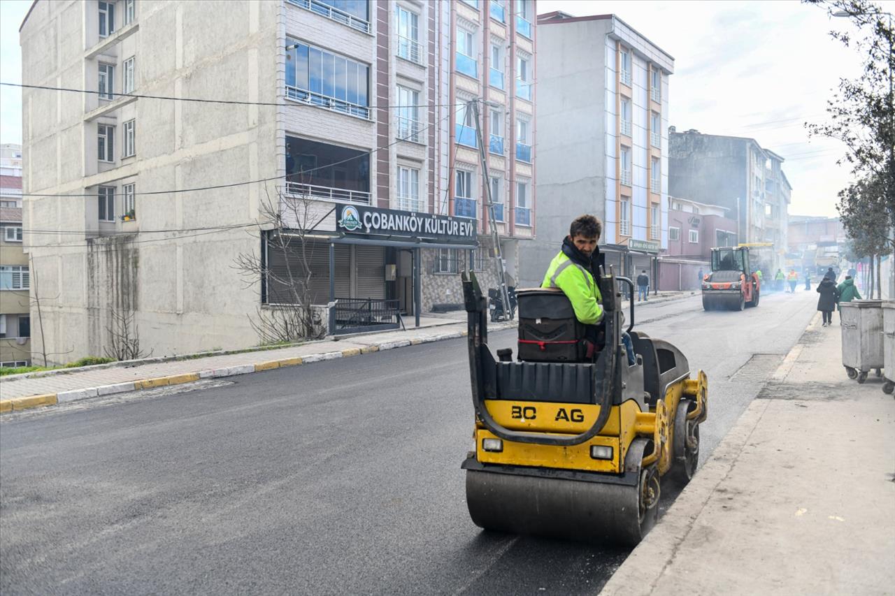 Esenyurt’ta Cadde Ve Sokaklar Yenileniyor