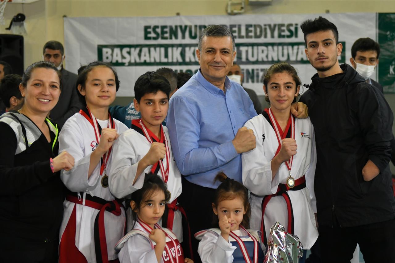  “Esenyurt’tan Dünya Klasmanında Sporcular Çıkacak”