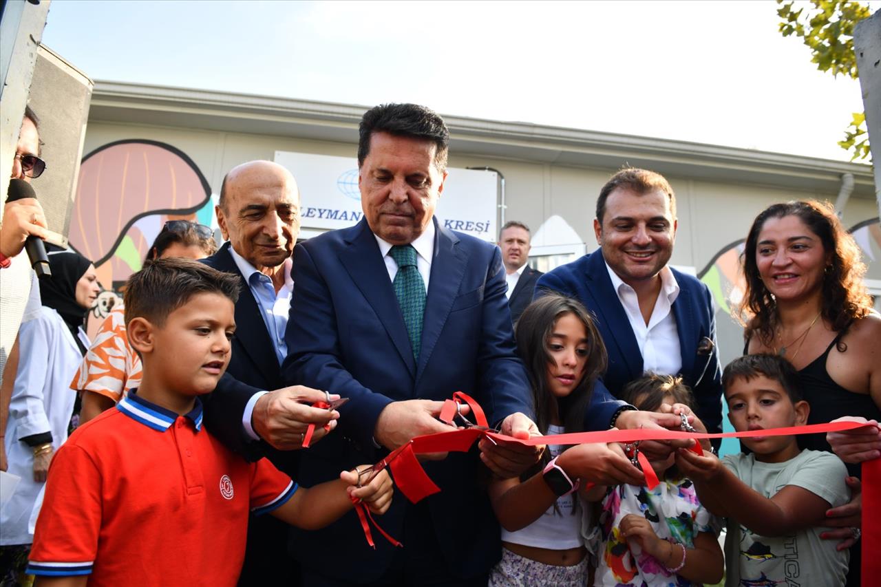 Esenyurt’ta “Anneler İşe, Çocuklar Kreşe” Projesi Büyüyor: Süleyman Bozbuğa Kreşi Açıldı