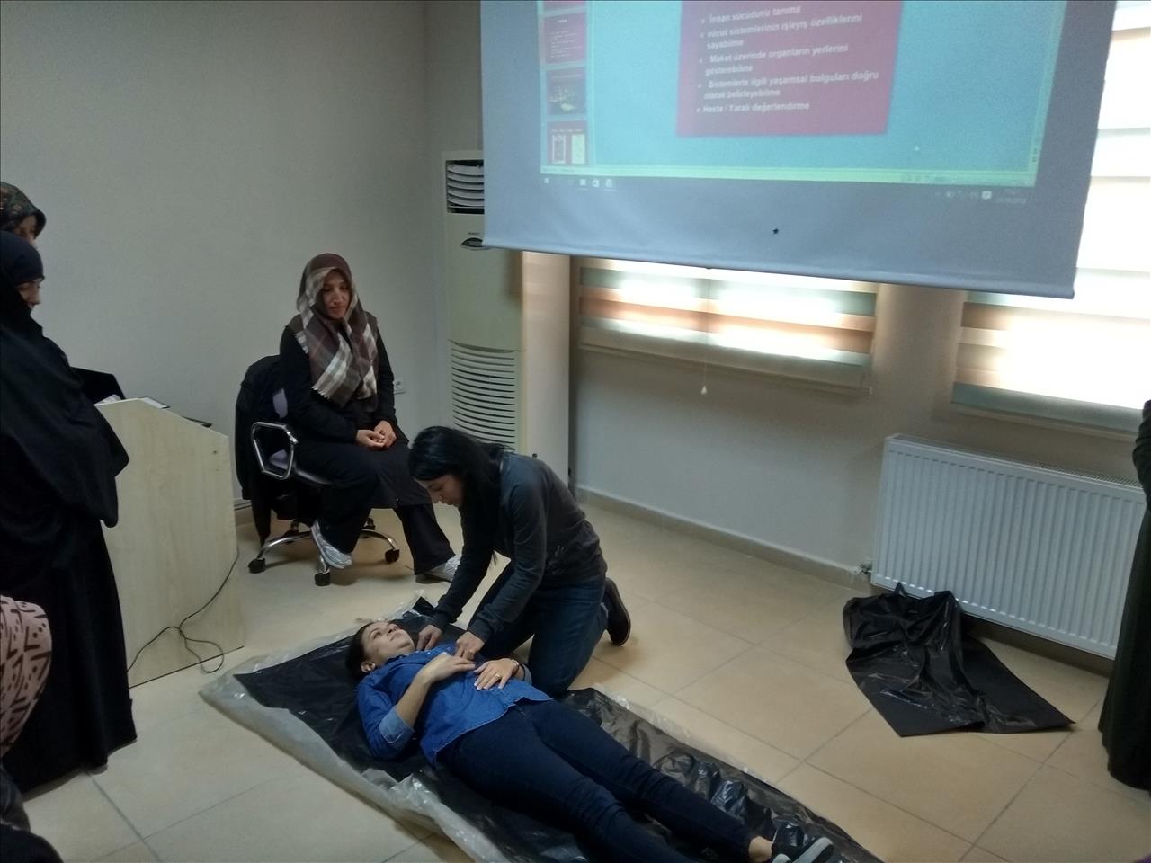 Esenyurt Belediyesi’nden Vatandaşa İlk Yardım Bilinci