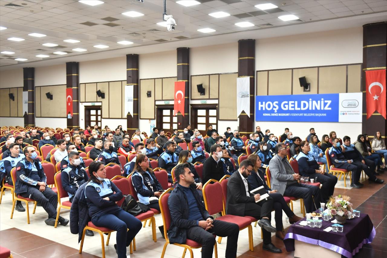 Esenyurt Belediyesi’nden Hizmet İçi Eğitim 